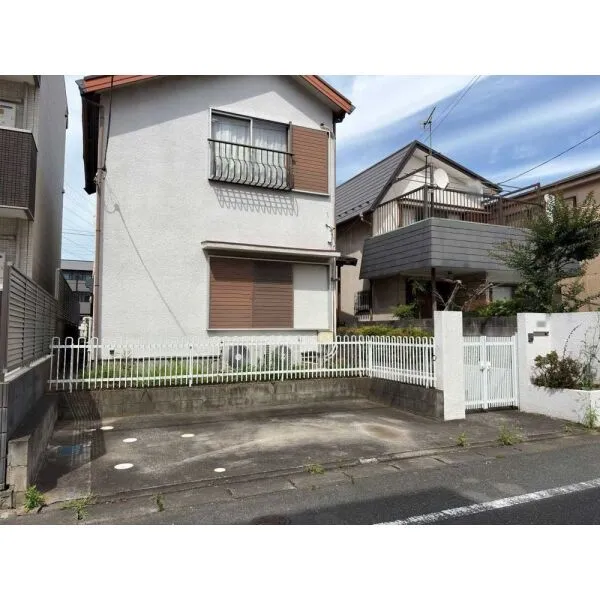 市川市塩焼５丁目 現地（古家あり）(撮影年月：2026年07月)