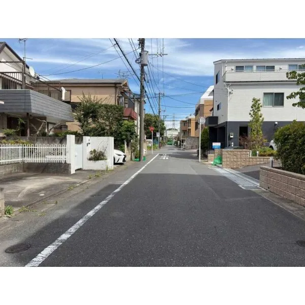 市川市塩焼５丁目 前面道路(撮影年月：2026年07月)