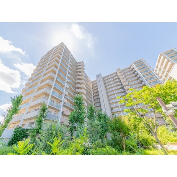 ビープレイス西棟 外観