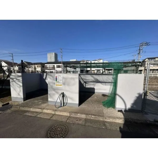 フジタ津田沼マンシヨンB棟 敷地内ゴミ捨て場