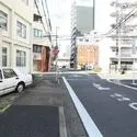 名古屋市中区大須１丁目 前面道路幅員は北側約6m、東側約9.9m。駐車場を設けた場合もスムーズに車の出し入れができそうです。