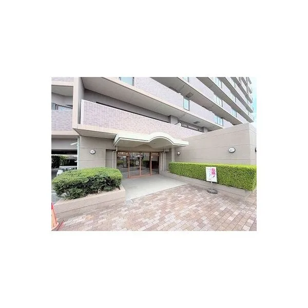 レックスシティ八尾志紀 マンションエントランスアプローチ