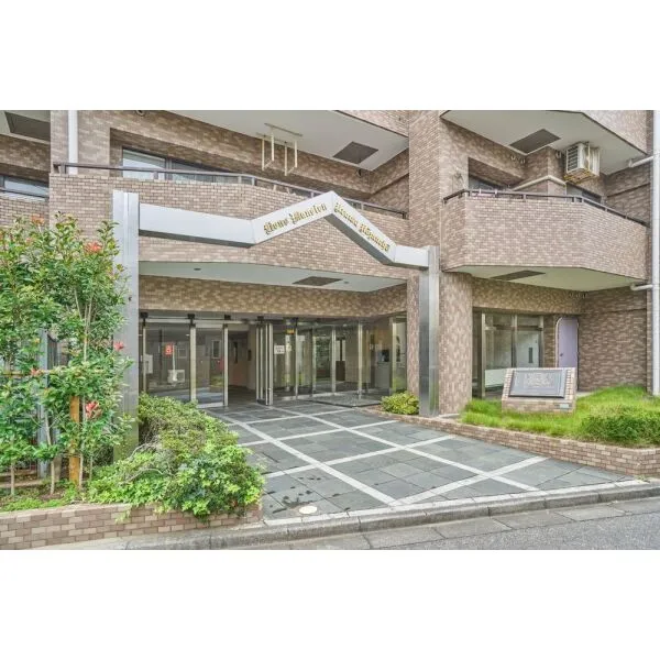ライオンズマンション浦和皇山町 エントランス