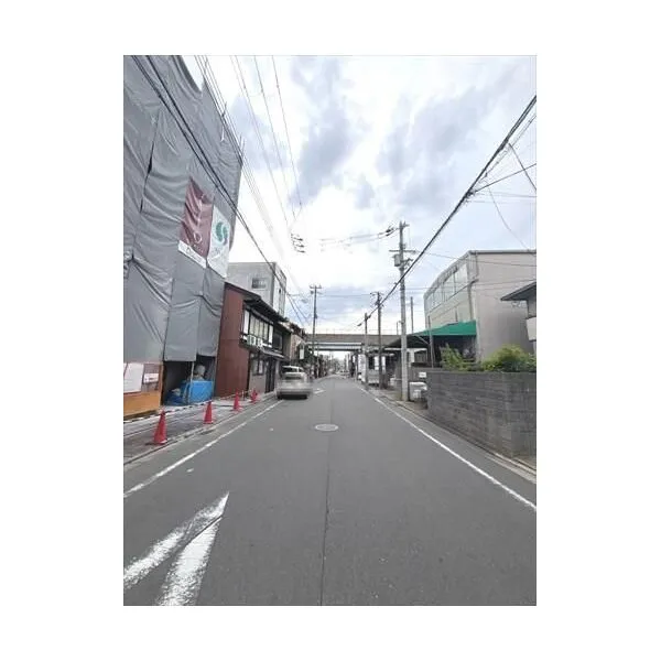 京都府京都市下京区中堂寺北町 前面道路