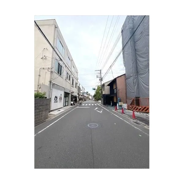 京都府京都市下京区中堂寺北町 前面道路