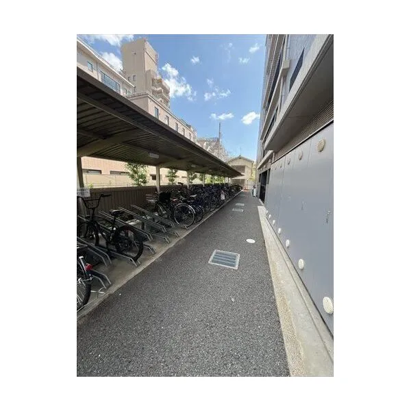 エステムプラザ京都聚楽第 雅邸 駐輪場
