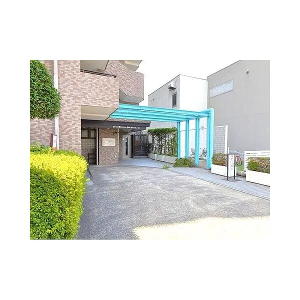 ライオンズマンション草加氷川町 現地外観