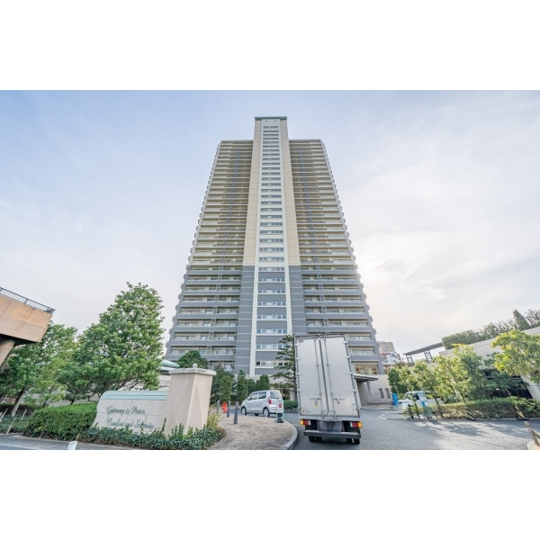 エルザタワー３２ 外観