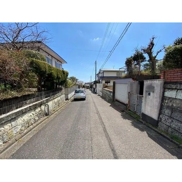 鎌倉市西鎌倉4丁目 前面道路