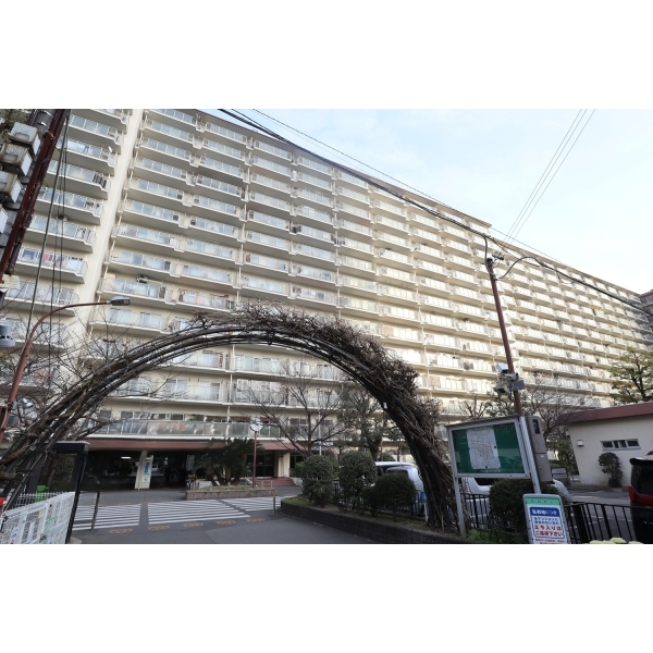 ローレルハイツ北天満２号棟 外観