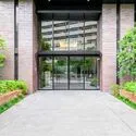シティテラス金町 2021年3月築、地上19階建て、総戸数610戸のマンションです。ペットの飼育が可能です(細則有)。