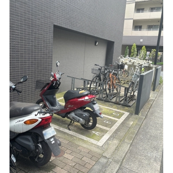 フェニックス横濱関内ＢＡＹ　ＭＡＲＫＳ 駐輪場