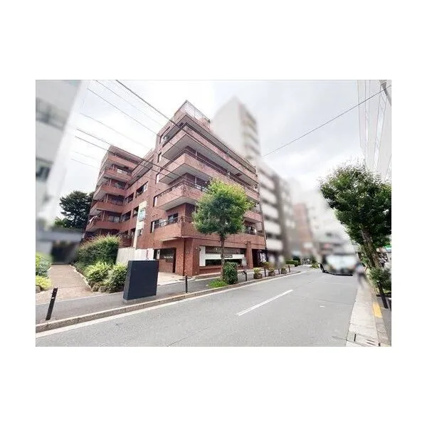 日興ロイヤルパレス一番町 外観（２０２６年７月撮影）