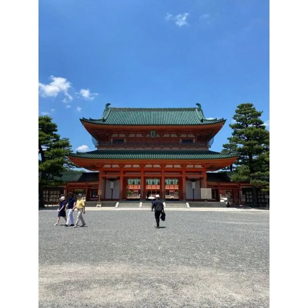 京都市左京区岡崎西福ノ川町 平安神宮まで約880m（徒歩11分）