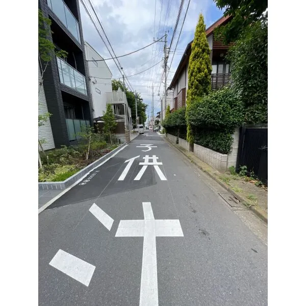 さいたま市浦和区本太２丁目 前面道路