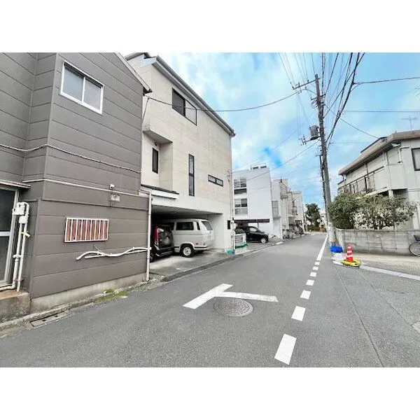 練馬区氷川台２丁目 駐車しやすい前面道路