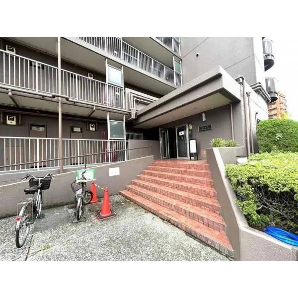 日商岩井木場マンション エントランス