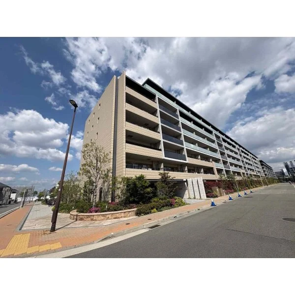 ローレルコート西宮甲子園 外観