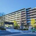 ブリリアシティ石神井公園アトラス３号棟 石神井公園駅行きバス停「ＪＡ東京あおば」、練馬区立石神井小学校最寄りの３号棟です。