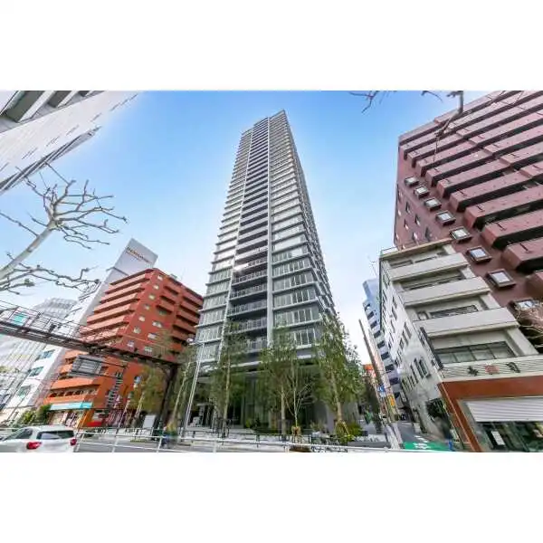 クラッシィタワー新宿御苑 外観