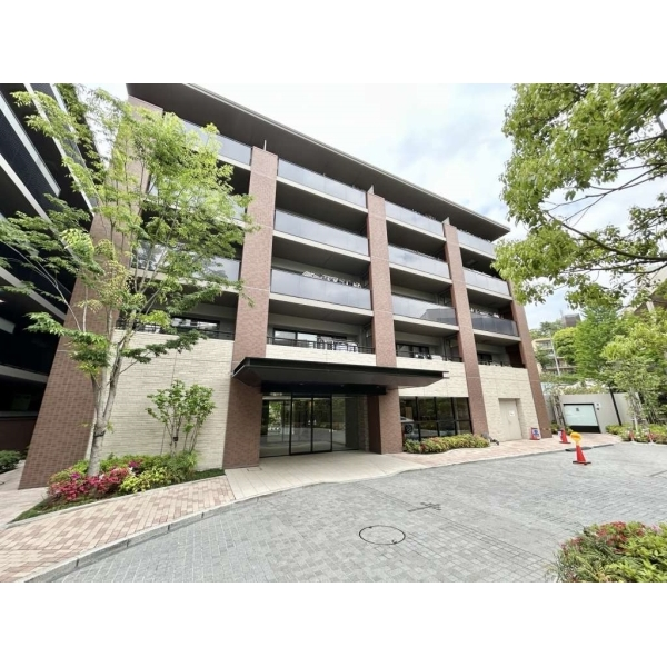 メイツ新川崎 外観