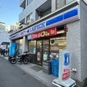 クレヴィスタ横浜関内 ローソン真金町店（コンビニ）まで約100m（徒歩2分）