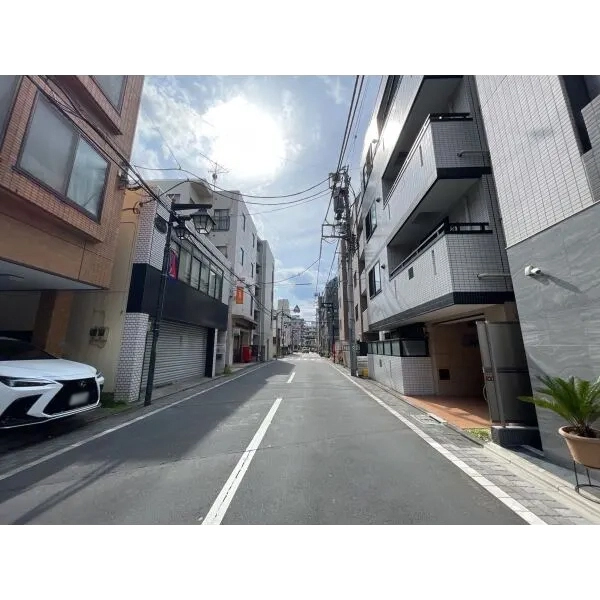 杉並区高円寺南４丁目 前面道路