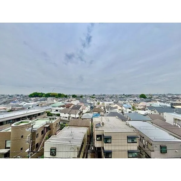 西荻コーポ 前面は高い建物がなく開放的な眺望です