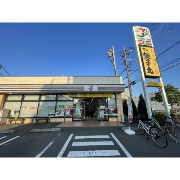 MAXIV武蔵小金井 セブンイレブン武蔵小金井駅前通り店 徒歩1分。 30m