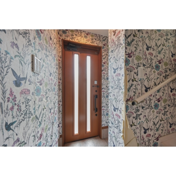 大阪市西区九条南３丁目 玄関