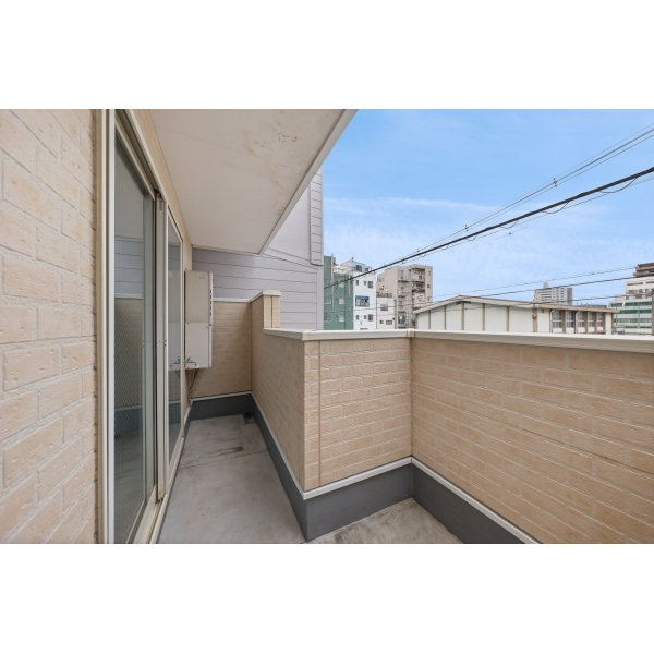 大阪市西区九条南３丁目 2階バルコニー