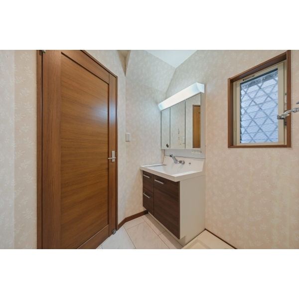 大阪市西区九条南３丁目 3階洗面室