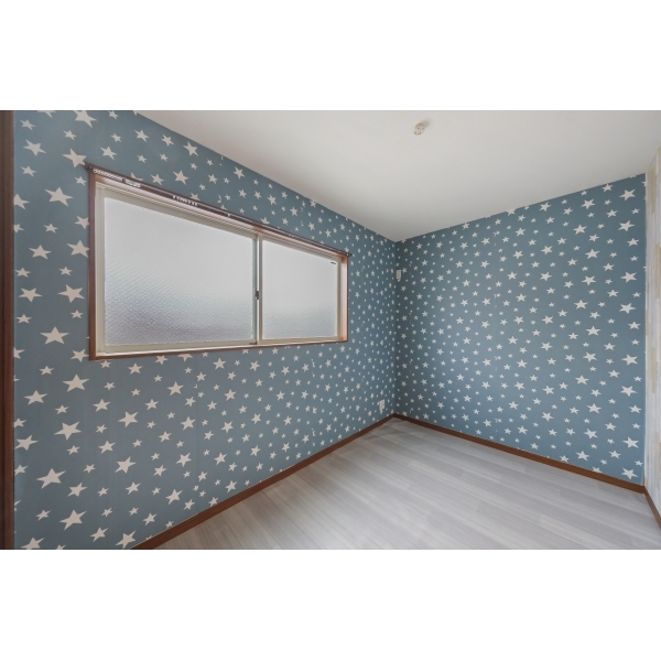 大阪市西区九条南３丁目 3階東側洋室（約4.0帖）