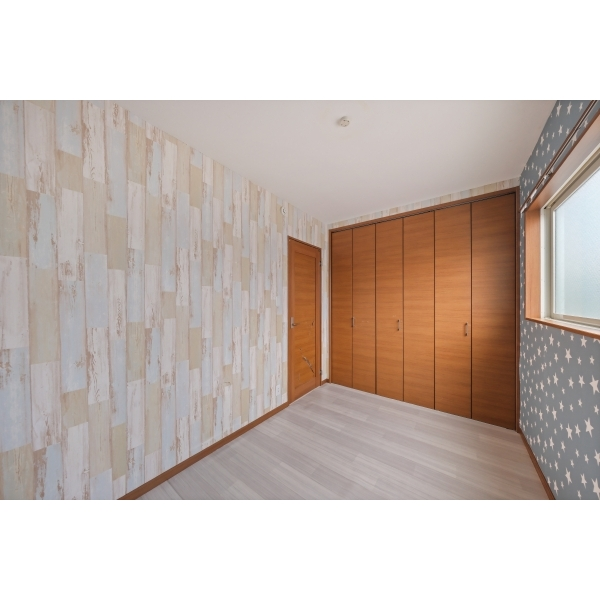 大阪市西区九条南３丁目 3階東側洋室（約4.0帖）