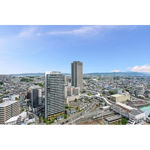 ロイヤルメドゥ香里園タワー 東側バルコニーからの眺望
