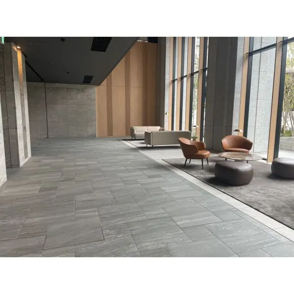 ザ・パークハウス大阪梅田タワー エントランス