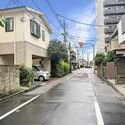 新宿区西落合４丁目 前面道路