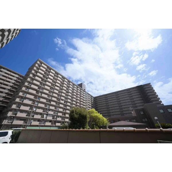 シャトー第二八戸ノ里 外観