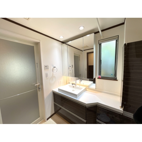 西宮市苦楽園四番町 洗面室