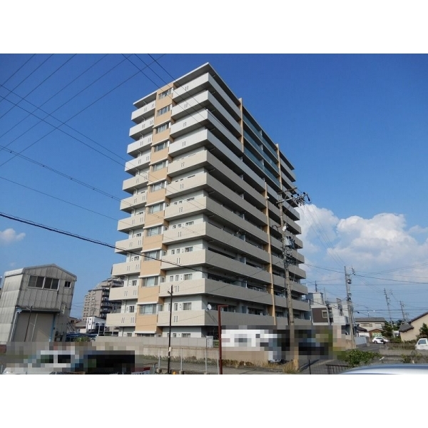 ファミリアーレ東起 外観