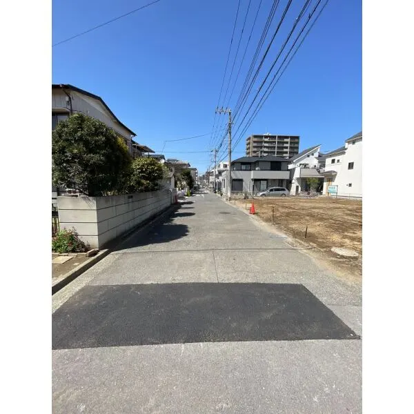 平塚市西八幡３丁目 前面道路