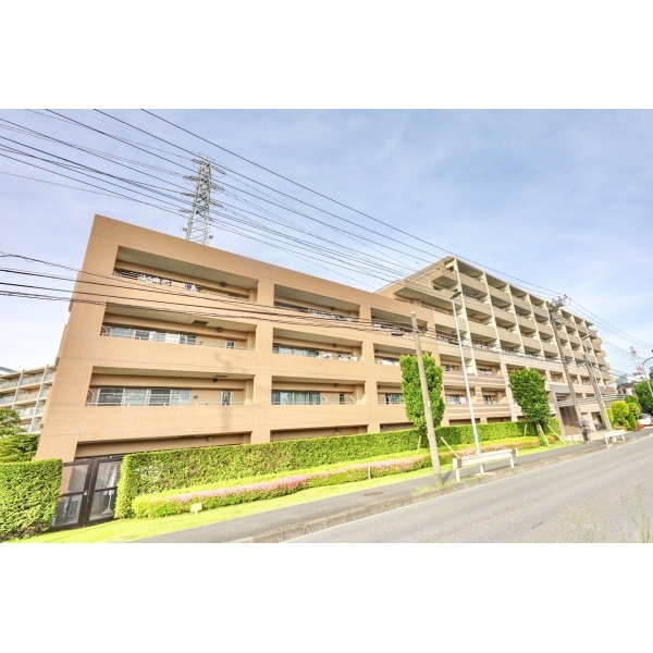 クレストグランディオ横浜 外観