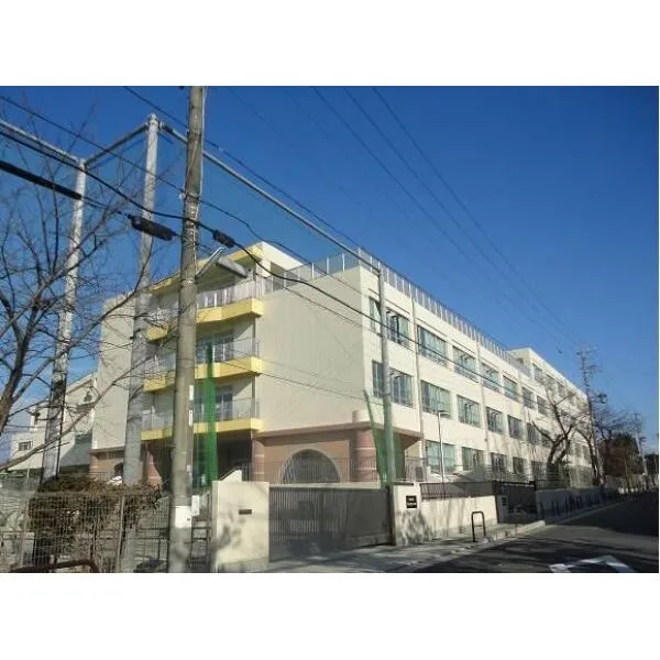 サンクレ－ア富士見台 富士見台小学校 750m