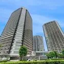 Brillia Grandeみなとみらい OCEAN＆PARK パークフロントタワーとオーシャンフロントタワーの2棟からなる、総戸数555戸のビッグコミュニティ。