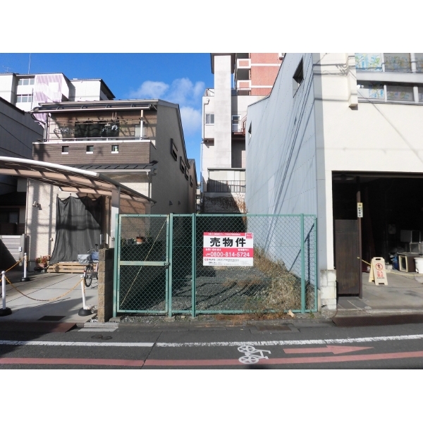 京都市中京区蛸薬師通油小路西入亀屋町
