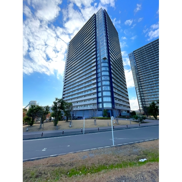 リヴァリエC棟 外観