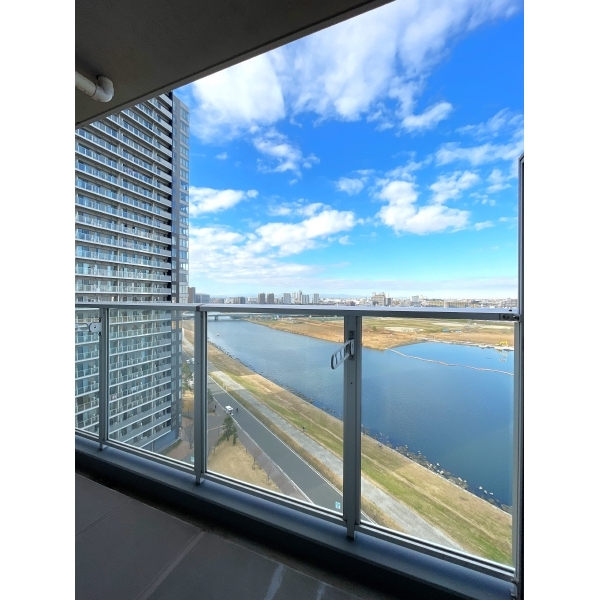 リヴァリエC棟 北東側洋室からの眺望