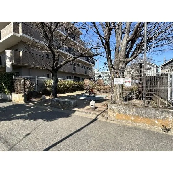 小金井市前原町5丁目 ハナミズキ公園 約280m