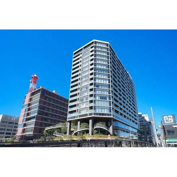 ブランズ横浜 【現地外観】