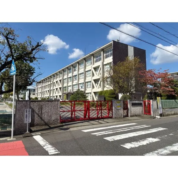一宮市新生2丁目 一宮市立末広小学校(小学校)まで約1100m(徒歩14分)